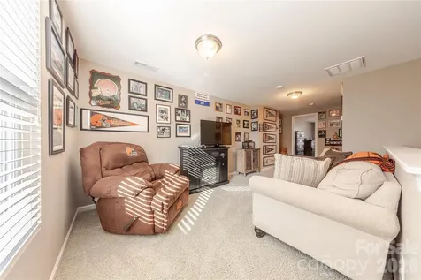 8115 Goodall Court Charlotte NC 28227