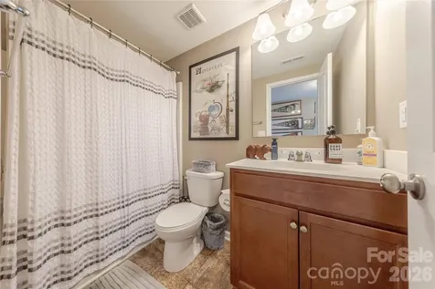 8115 Goodall Court Charlotte NC 28227