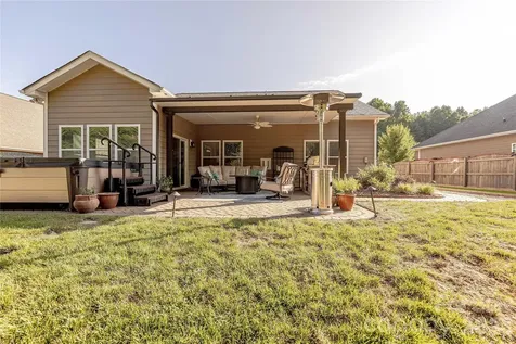 8115 Goodall Court Charlotte NC 28227