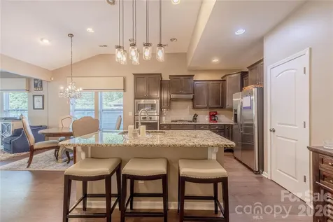 8115 Goodall Court Charlotte NC 28227