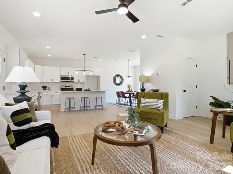 2802 Willow Street Charlotte NC 28208