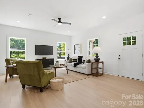 2802 Willow Street Charlotte NC 28208
