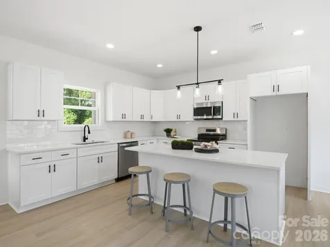 2802 Willow Street Charlotte NC 28208