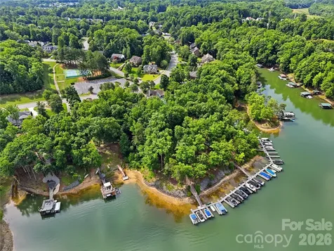 2940 Shady Reach Lane Charlotte NC 28214