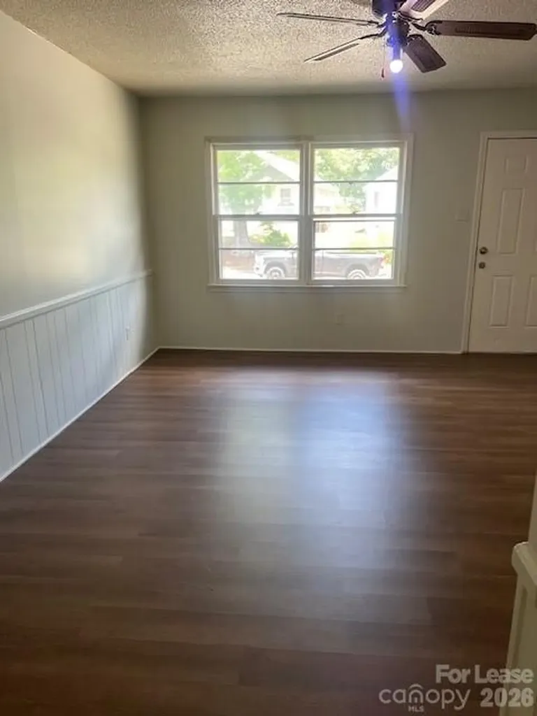 318 Salisbury Road Statesville NC 28677