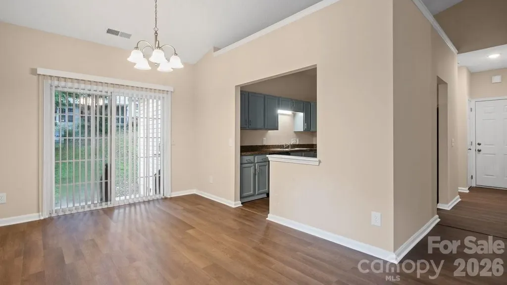 5322 Chinemist Court Charlotte NC 28269