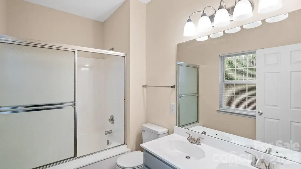 5322 Chinemist Court Charlotte NC 28269