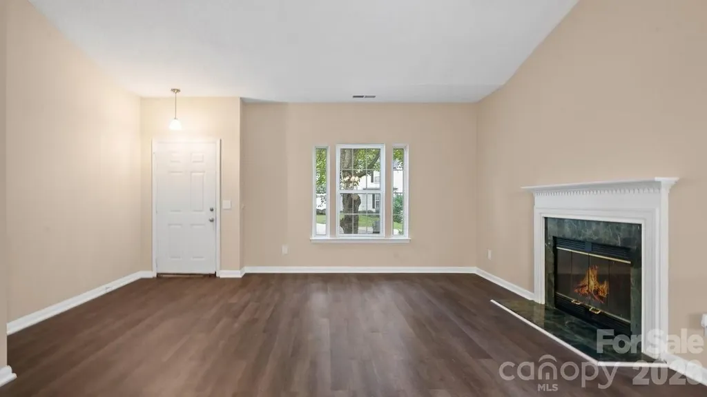 5322 Chinemist Court Charlotte NC 28269