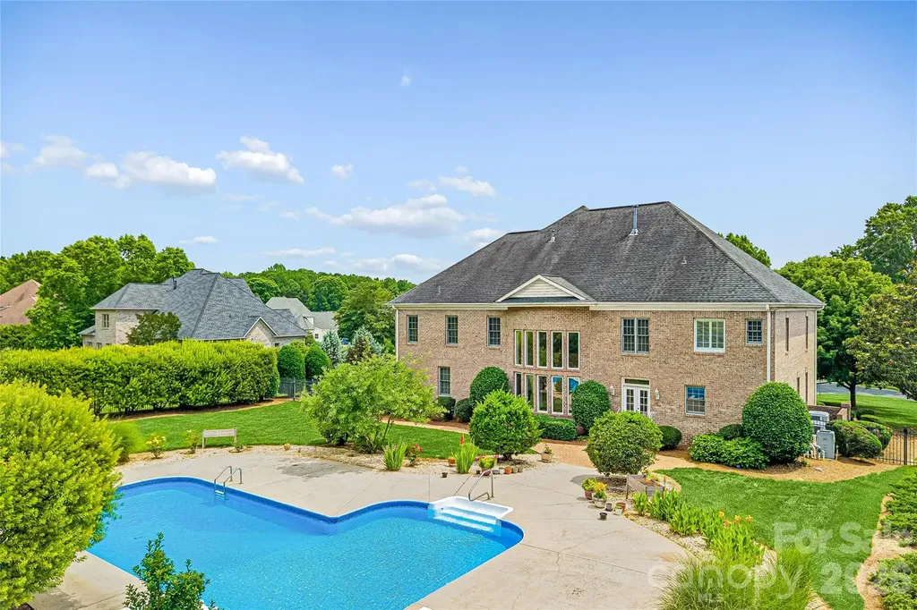 4305 Mourning Dove Drive Matthews NC 28104