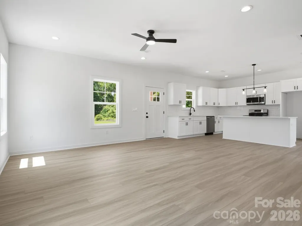 2806 Willow Street Charlotte NC 28208