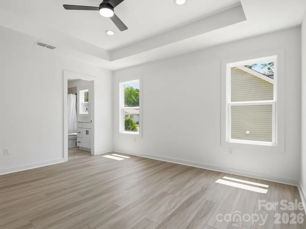2806 Willow Street Charlotte NC 28208