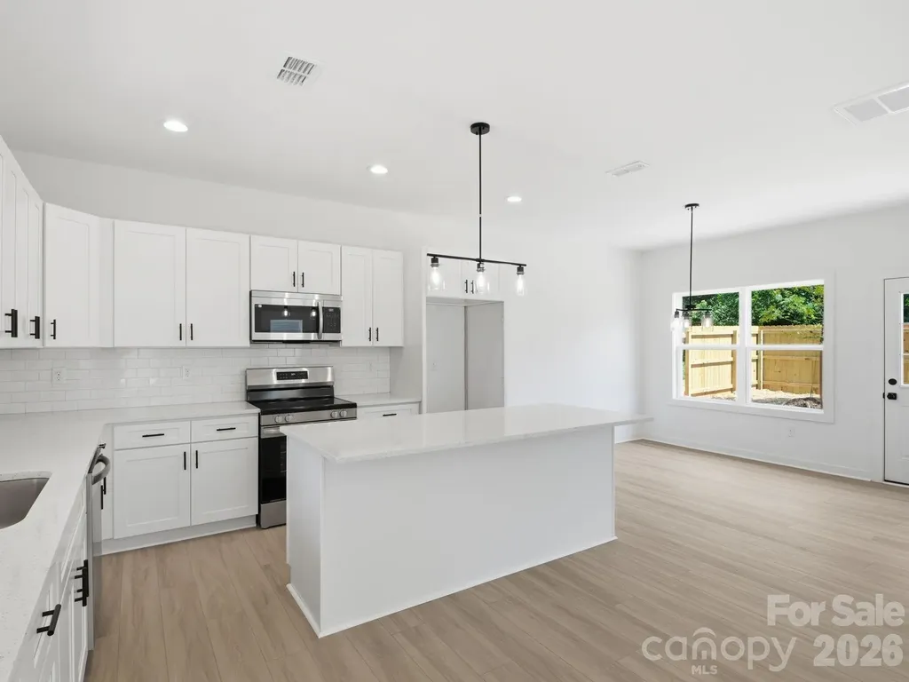 2806 Willow Street Charlotte NC 28208