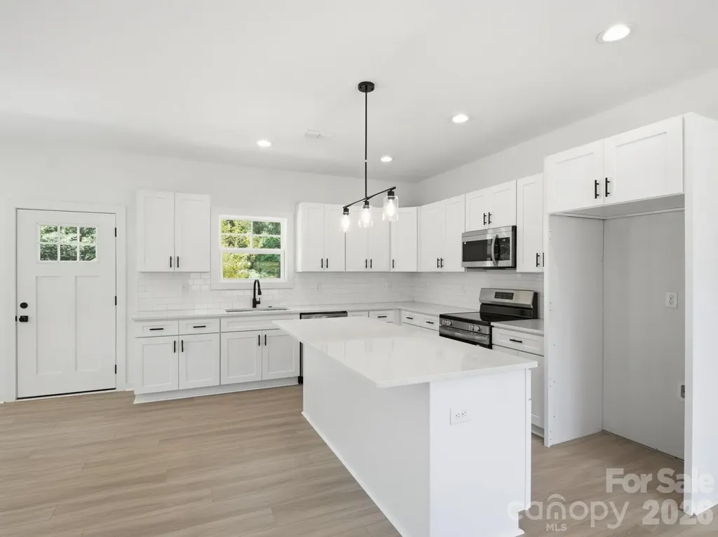 2806 Willow Street Charlotte NC 28208