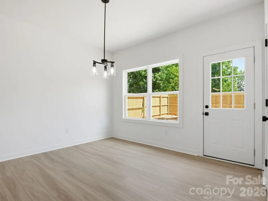 2806 Willow Street Charlotte NC 28208