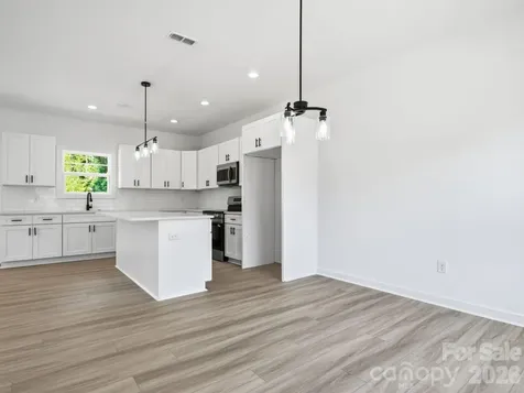 2806 Willow Street Charlotte NC 28208