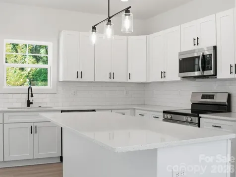2806 Willow Street Charlotte NC 28208