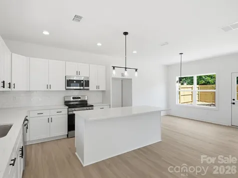 2806 Willow Street Charlotte NC 28208