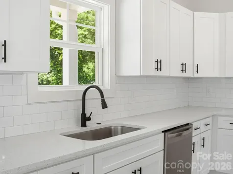 2806 Willow Street Charlotte NC 28208