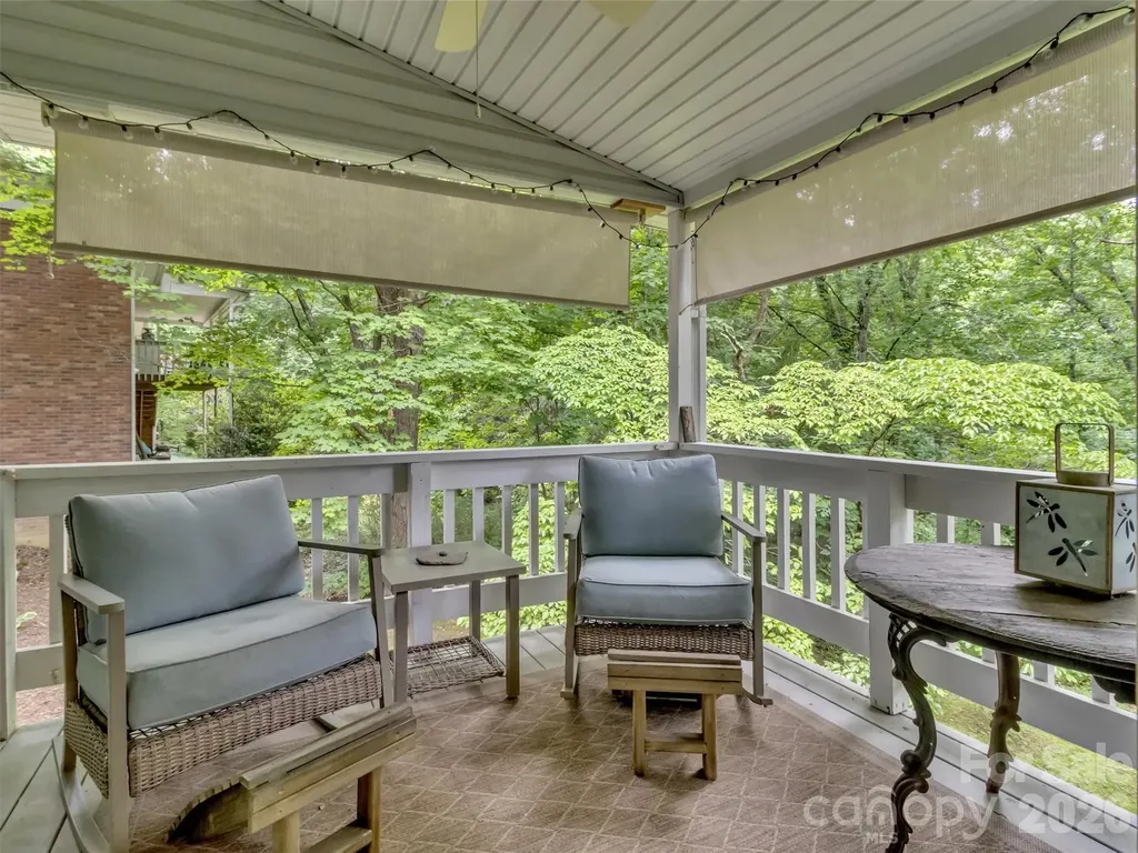 228 Crescent Drive Lake Junaluska NC 28745