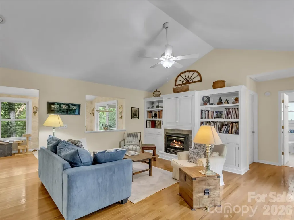228 Crescent Drive Lake Junaluska NC 28745