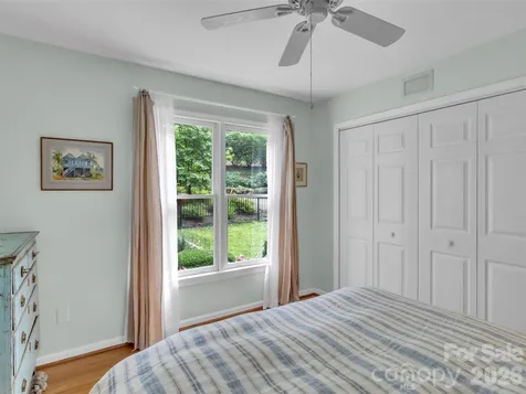 228 Crescent Drive Lake Junaluska NC 28745
