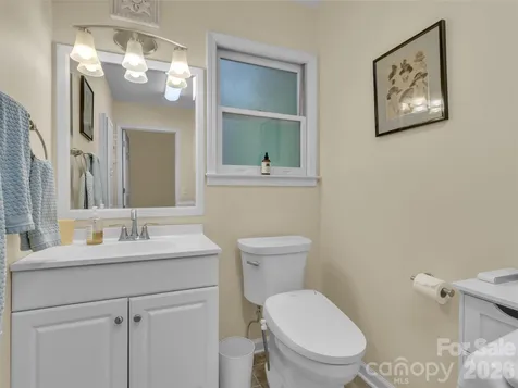 228 Crescent Drive Lake Junaluska NC 28745