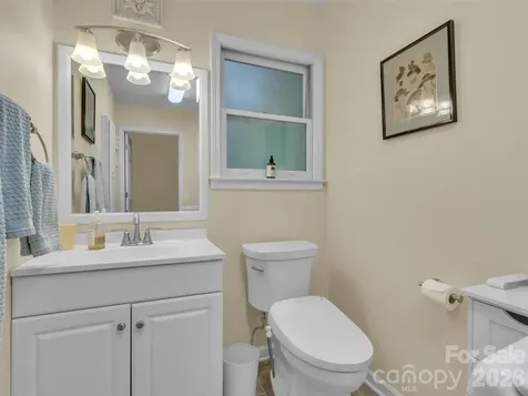 228 Crescent Drive Lake Junaluska NC 28745