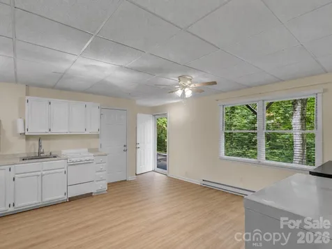 228 Crescent Drive Lake Junaluska NC 28745