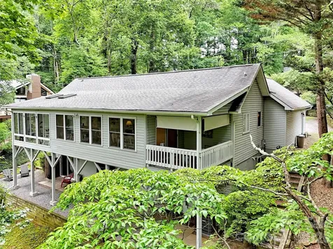 228 Crescent Drive Lake Junaluska NC 28745