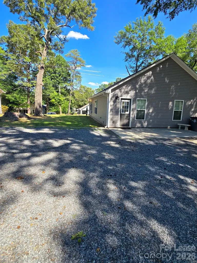 404 S Rose Avenue Kannapolis NC 28083