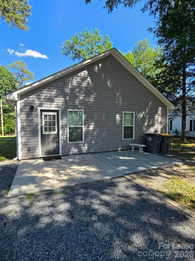 404 S Rose Avenue Kannapolis NC 28083