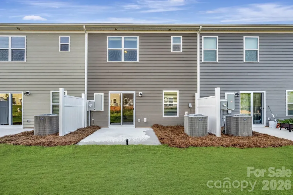 832 Earhart Street NW Concord NC 28027