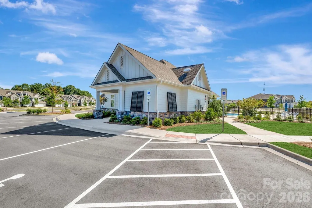 832 Earhart Street NW Concord NC 28027