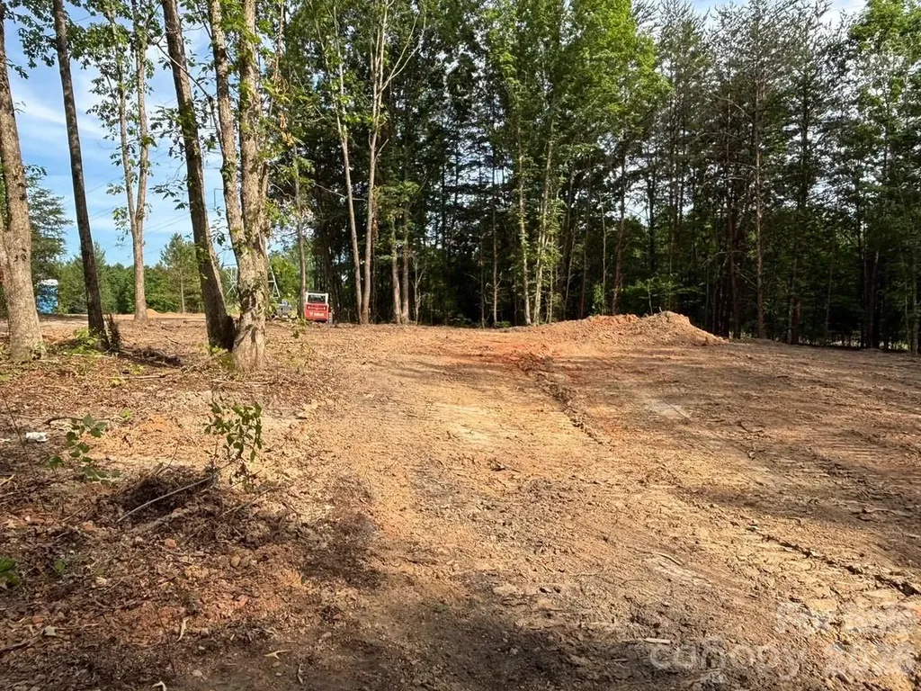 328 Southern Way Nebo NC 28761