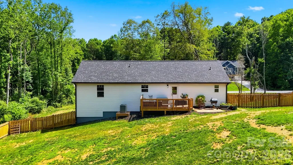 2370 Ellen Street Granite Falls NC 28630