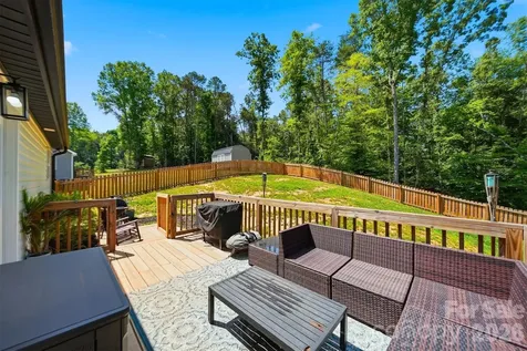 2370 Ellen Street Granite Falls NC 28630