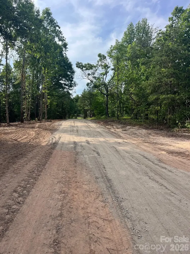 328 Southern Way Nebo NC 28761