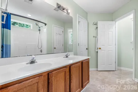 118 Devon Forest Drive Mooresville NC 28115