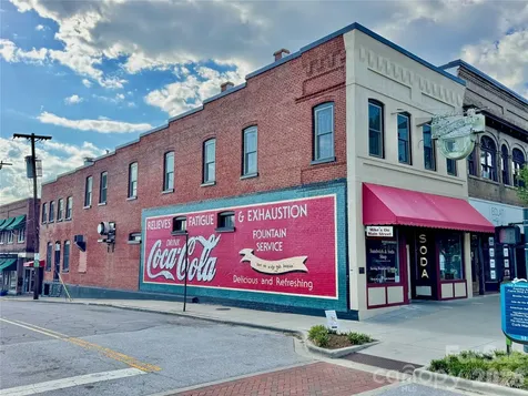 165 Martha Avenue Hendersonville NC 28792