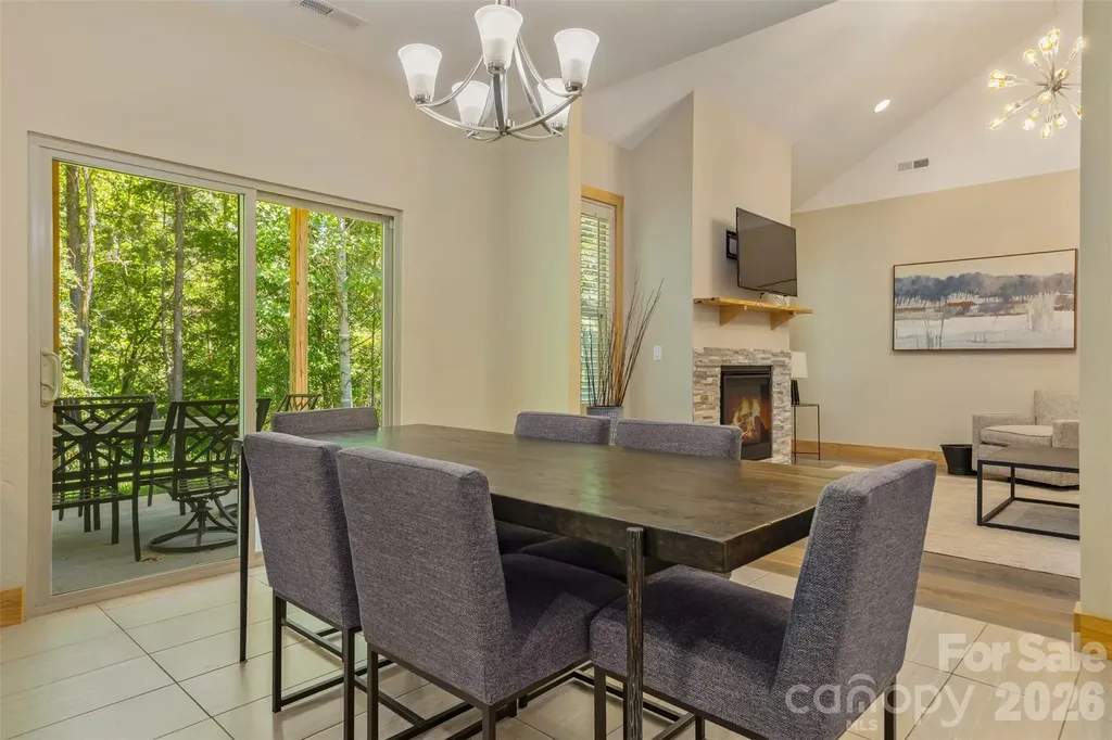 48 River Walk Drive Asheville NC 28804