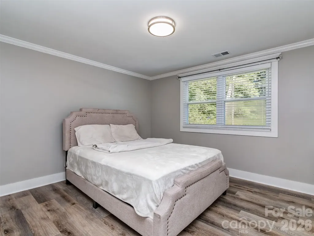 6821 Saddle Point Road Charlotte NC 28212