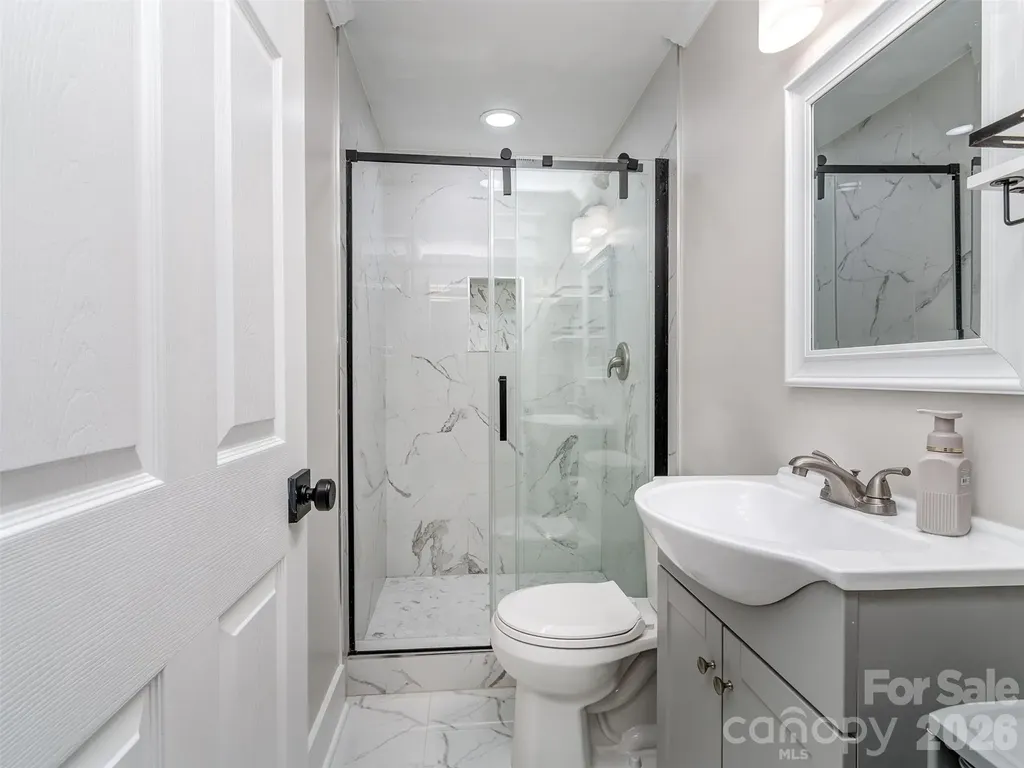 6821 Saddle Point Road Charlotte NC 28212