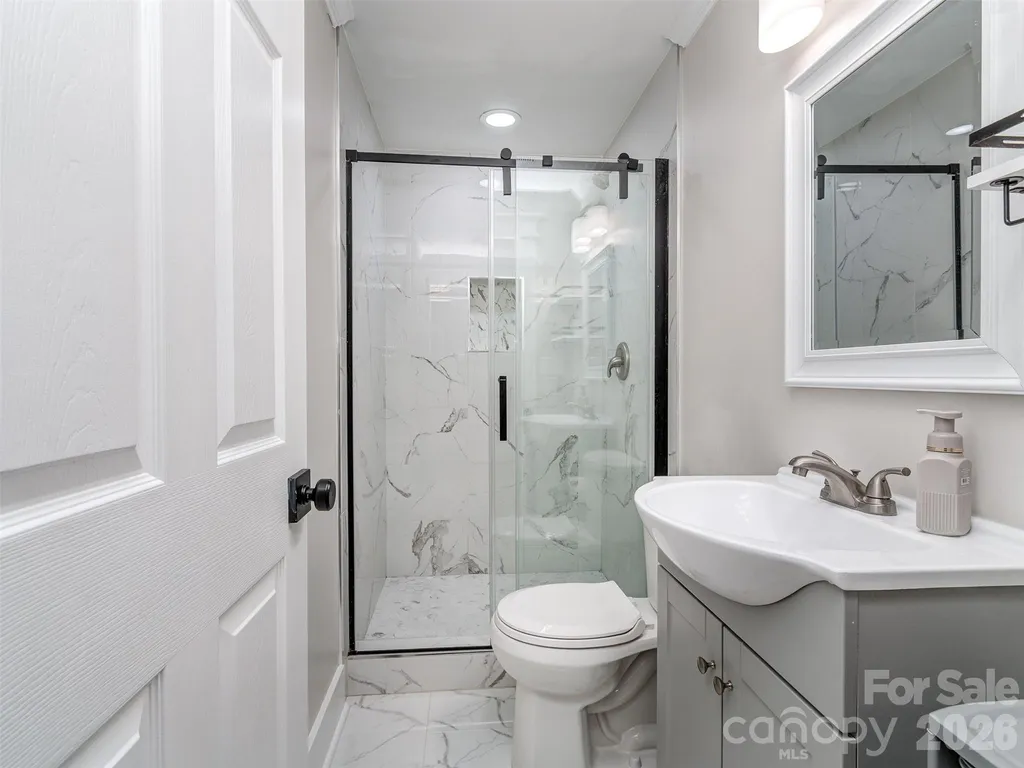 6821 Saddle Point Road Charlotte NC 28212