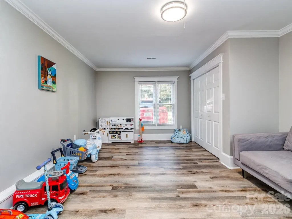 6821 Saddle Point Road Charlotte NC 28212
