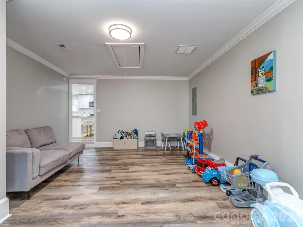 6821 Saddle Point Road Charlotte NC 28212