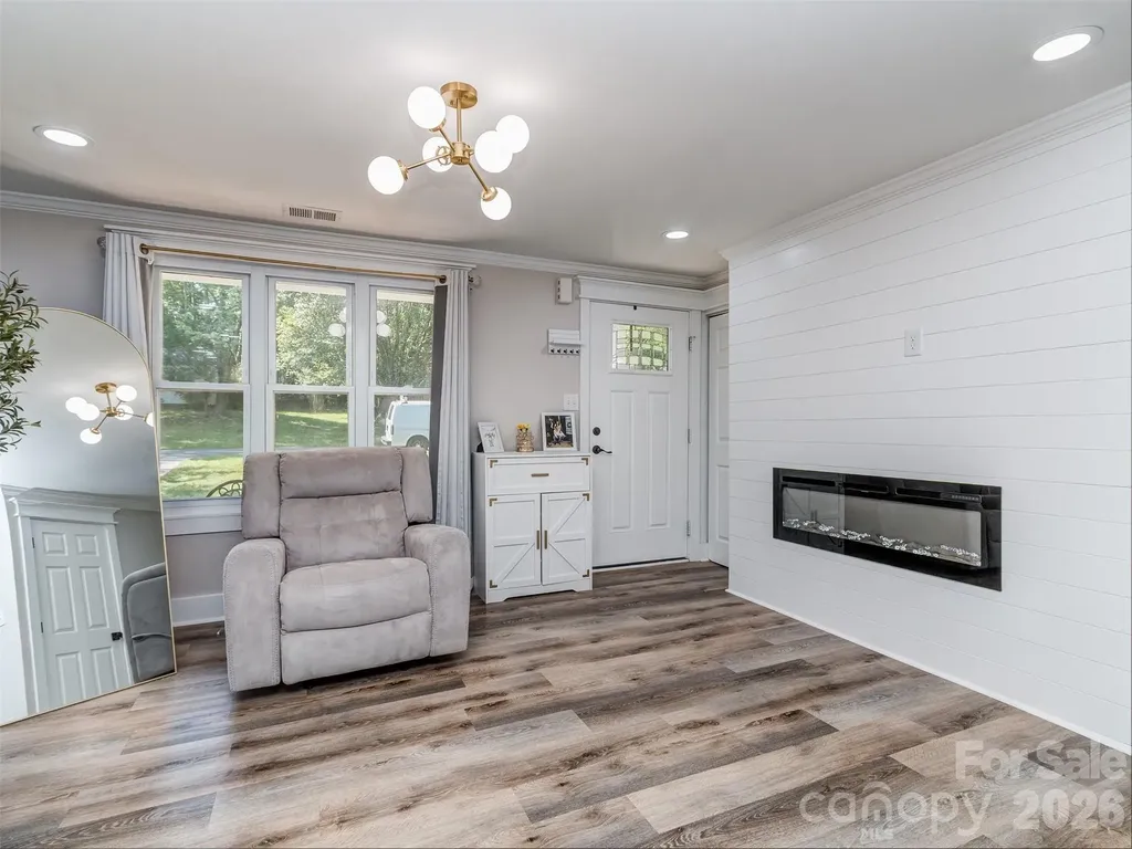 6821 Saddle Point Road Charlotte NC 28212