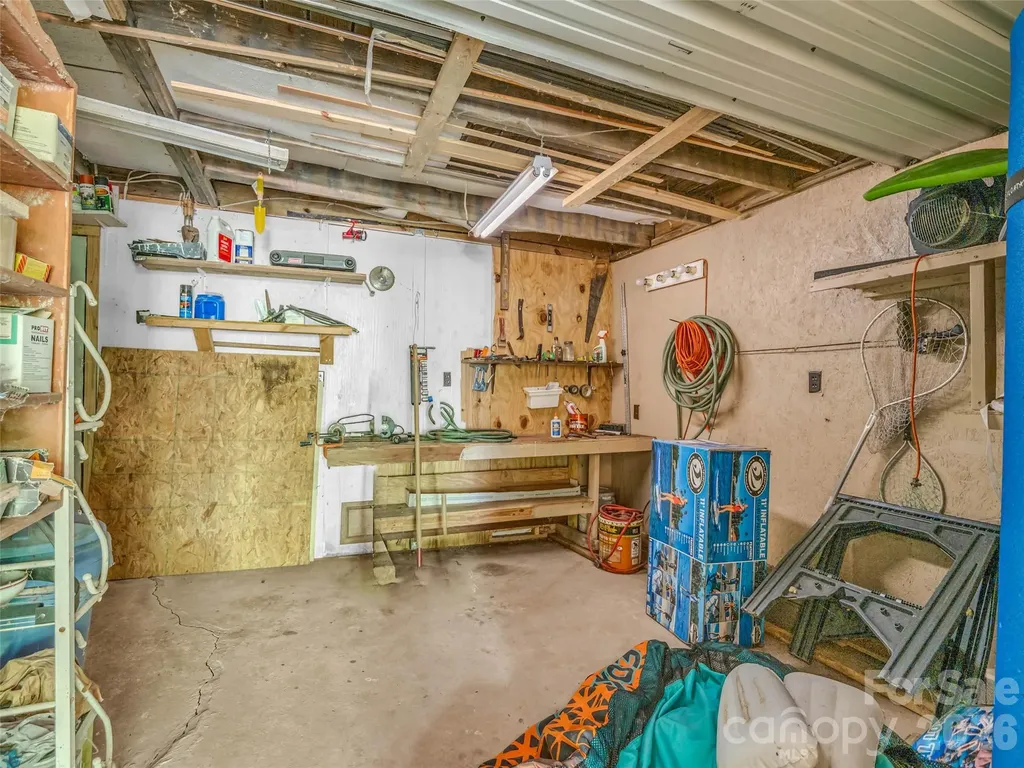 1208 Forest Lake Heights Drive Nebo NC 28761