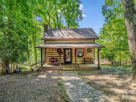 1208 Forest Lake Heights Drive Nebo NC 28761