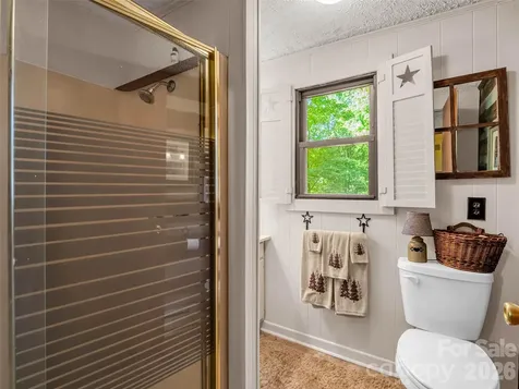 1208 Forest Lake Heights Drive Nebo NC 28761