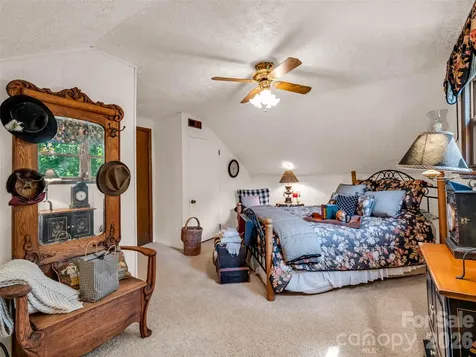 1208 Forest Lake Heights Drive Nebo NC 28761